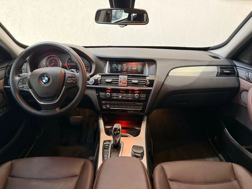 Foto do veículo BMW X4 2.0 28I X LINE 4X4 16V TURBO GASOLINA 4P AUTOMÁTICO 2017 68.000 KM 169.900,00