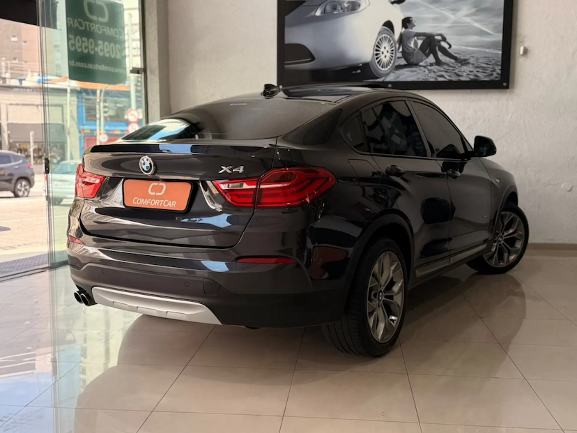 Foto do veículo BMW X4 2.0 28I X LINE 4X4 16V TURBO GASOLINA 4P AUTOMÁTICO 2017 68.000 KM 169.900,00