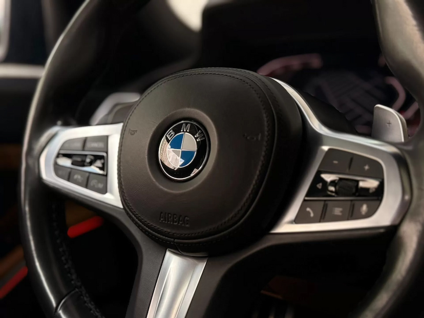 Foto do veículo BMW 320I 2.0 16V TURBO GASOLINA M SPORT AUTOMÁTICO 2020 69.000 KM 204.900,00