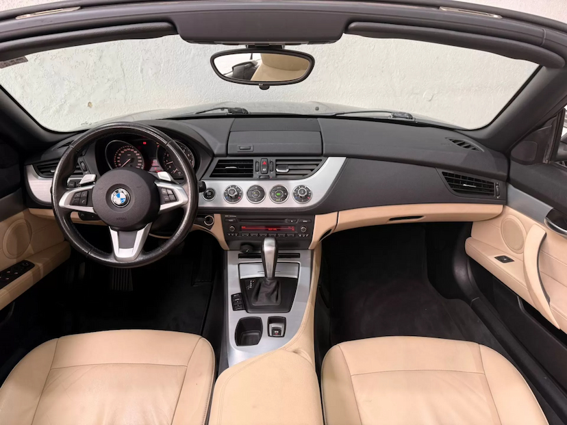 Foto do veículo BMW Z4 3.0 I6 TURBO GASOLINA SDRIVE35I DCT 2010 50.000 KM 169.900,00