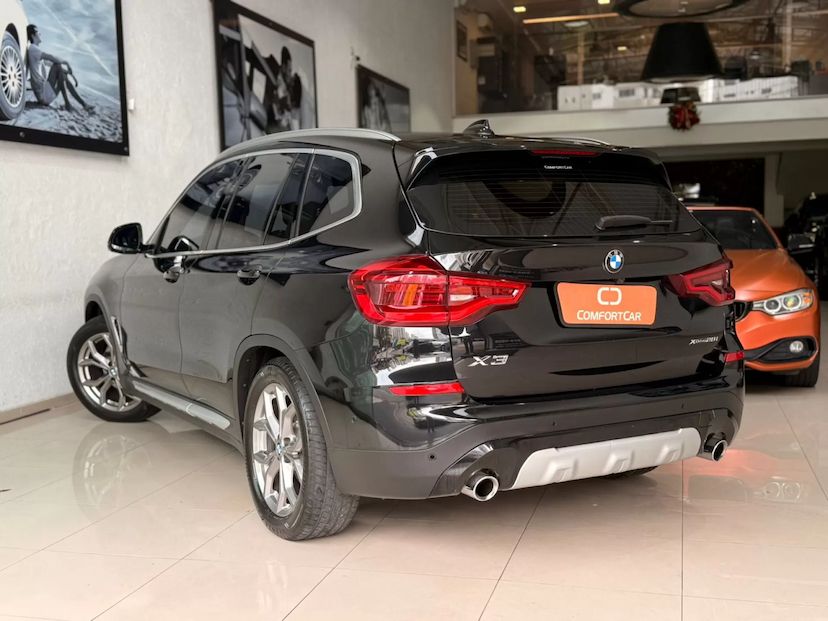 Foto do veículo BMW X3 2.0 16V GASOLINA X LINE XDRIVE20I STEPTRONIC 2020 23.000 KM 279.900,00