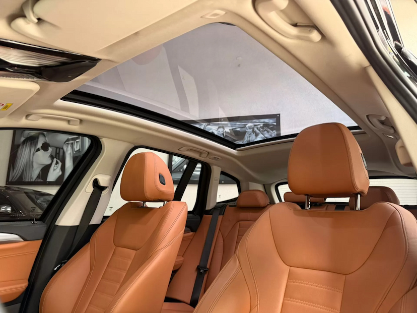 Foto do veículo BMW X3 2.0 16V GASOLINA X LINE XDRIVE20I STEPTRONIC 2020 23.000 KM 279.900,00