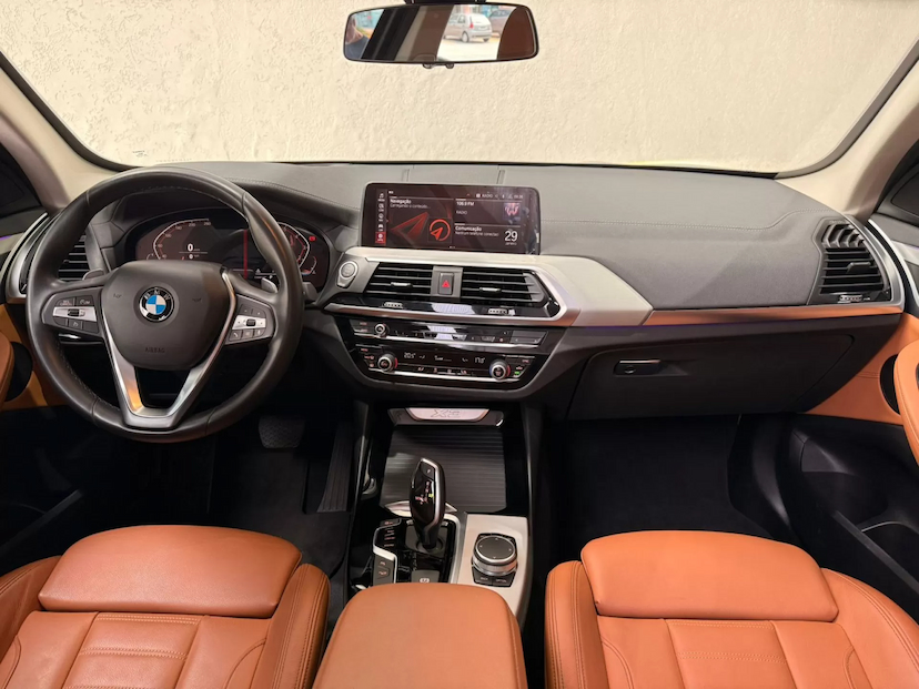 Foto do veículo BMW X3 2.0 16V GASOLINA X LINE XDRIVE20I STEPTRONIC 2020 23.000 KM 279.900,00