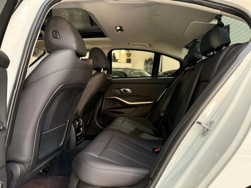 Foto do veículo BMW 320I 2.0 16V TURBO GASOLINA SPORT GP AUTOMÁTICO 2020 65.000 KM 193.900,00