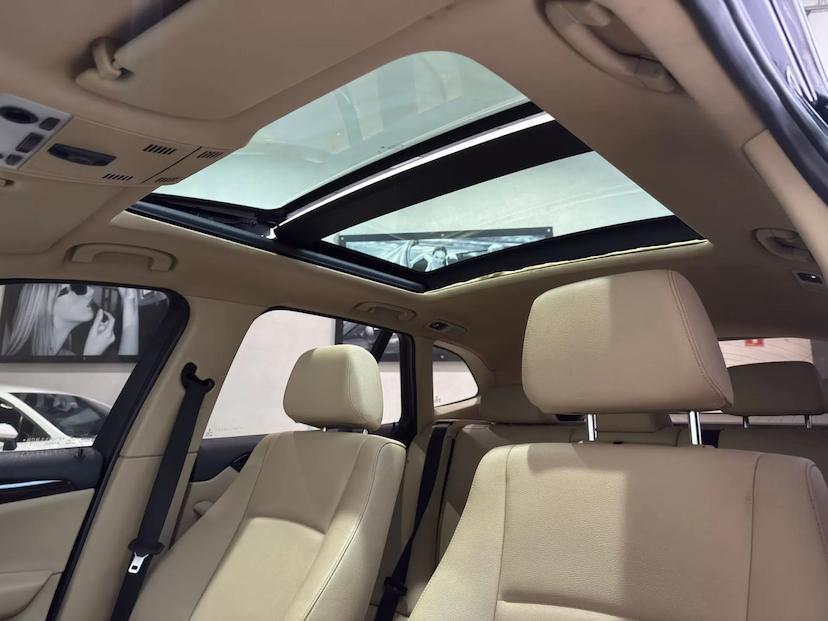 Foto do veículo BMW X1 2.0 16V TURBO ACTIVEFLEX SDRIVE20I 4P AUTOMÁTICO 2015 110.000 KM 89.900,00