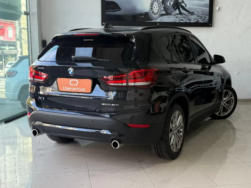 Foto do veículo BMW X1 2.0 16V TURBO ACTIVEFLEX SDRIVE20I 4P AUTOMÁTICO 2020 72.000 KM 129.900,00