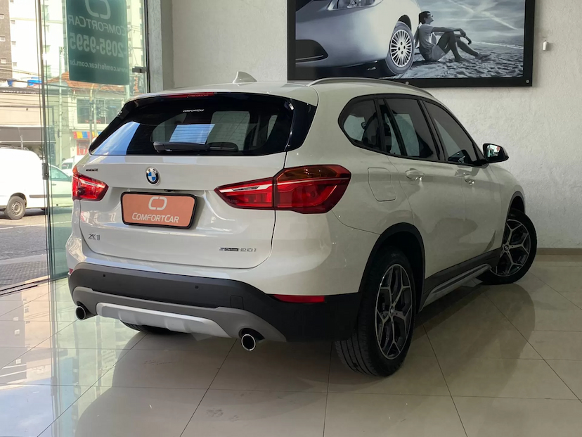 Foto do veículo BMW X1 2.0 16V TURBO ACTIVEFLEX SDRIVE20I X-LINE 4P AUTOMÁTICO 2018 63.000 KM 129.900,00