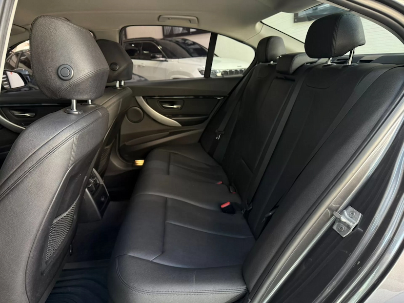 Foto do veículo BMW 320I 2.0 SPORT 16V TURBO ACTIVE FLEX 4P AUTOMÁTICO 2018 80.000 KM 118.900,00