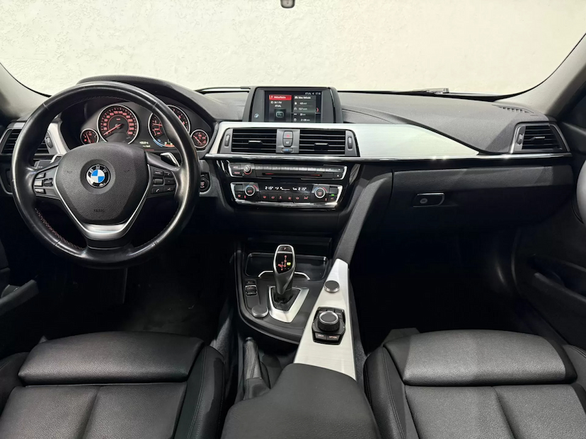 Foto do veículo BMW 320I 2.0 SPORT 16V TURBO ACTIVE FLEX 4P AUTOMÁTICO 2018 94.000 KM 112.900,00