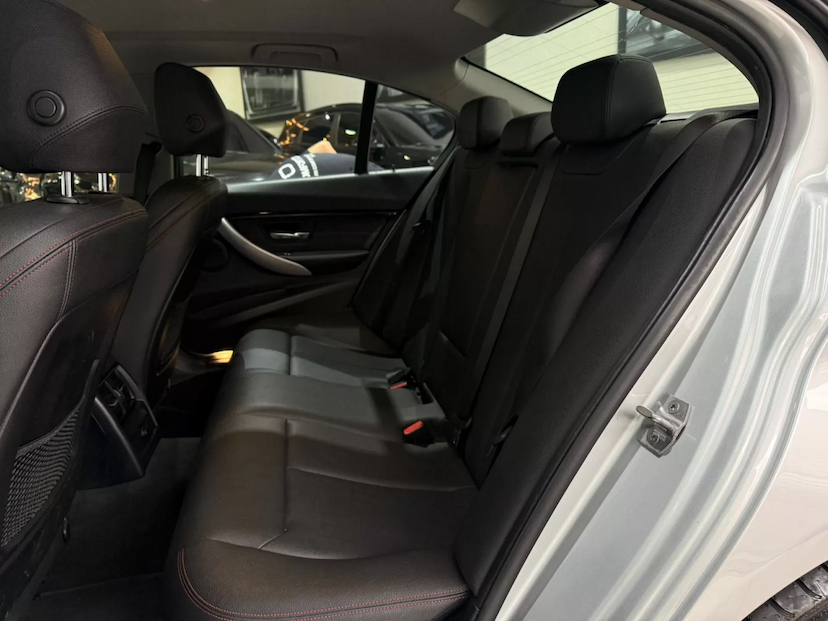 Foto do veículo BMW 320I 2.0 SPORT 16V TURBO ACTIVE FLEX 4P AUTOMÁTICO 2018 94.000 KM 112.900,00