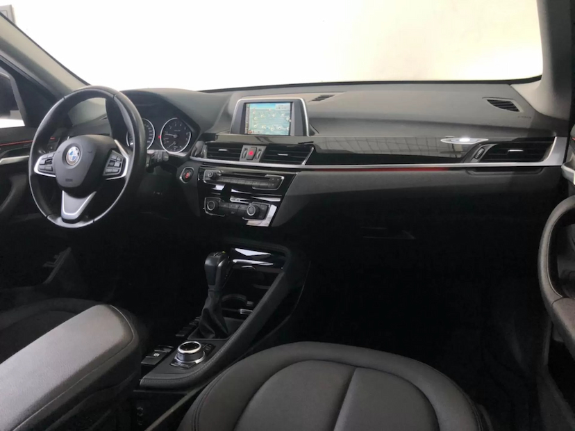 Foto do veículo BMW X1 2.0 16V TURBO GASOLINA SDRIVE20I X-LINE 4P AUTOMÁTICO 2017 60.000 KM 114.900,00