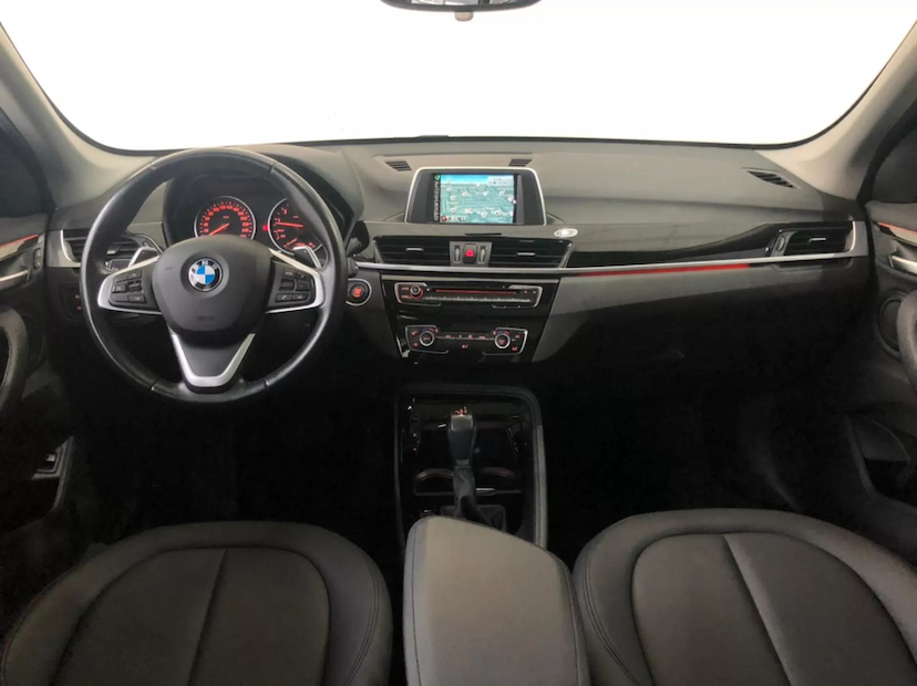 Foto do veículo BMW X1 2.0 16V TURBO GASOLINA SDRIVE20I X-LINE 4P AUTOMÁTICO 2017 60.000 KM 114.900,00
