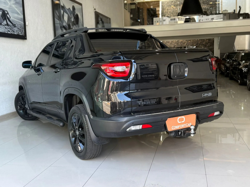 Foto do veículo FIAT TORO 2.0 16V TURBO DIESEL ULTRA 4WD AT9 2021 75.000 KM 119.900,00