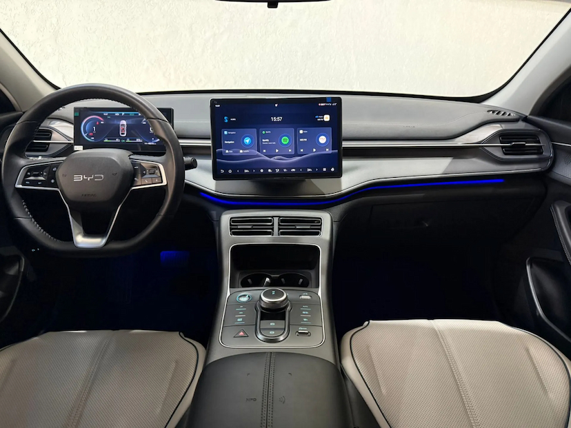 Foto do veículo BYD KING 1.5 DM-I PHEV GS AUTOMÁTICO 2025 45.000 KM 147.900,00