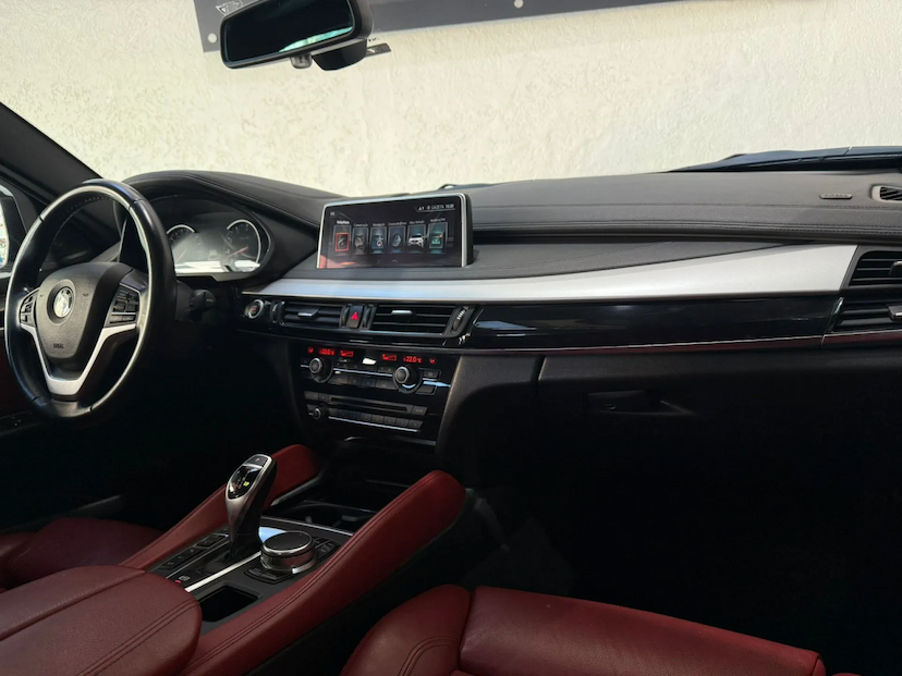 Foto do veículo BMW X6 3.0 35I 4X4 COUPÉ 6 CILINDROS 24V GASOLINA 4P AUTOMÁTICO 2018 55.000 KM 214.900,00