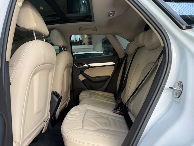 Foto do veículo AUDI Q3 1.4 TFSI AMBIENTE GASOLINA 4P S TRONIC 2017 115.000 KM 87.900,00