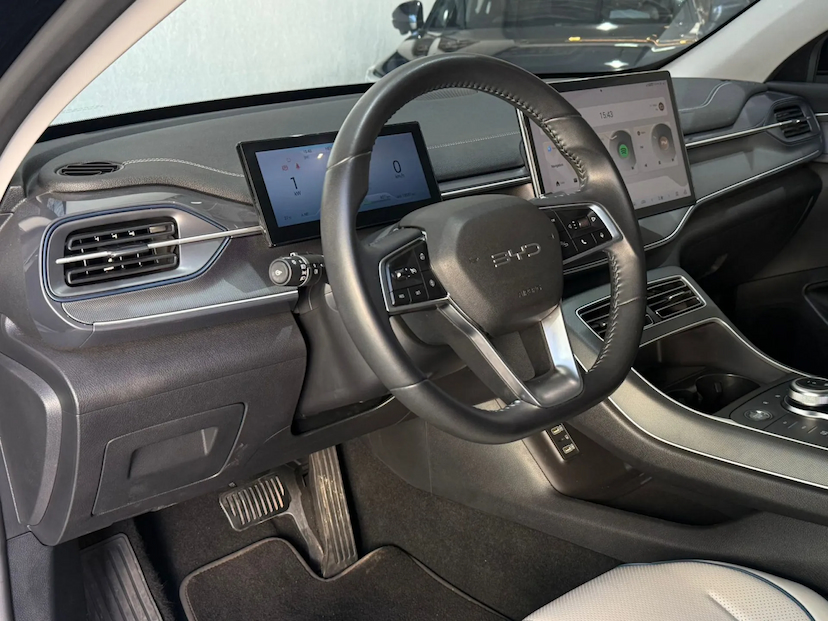 Foto do veículo BYD KING 1.5 DM-I PHEV GS AUTOMÁTICO 2025 63.000 KM 146.900,00