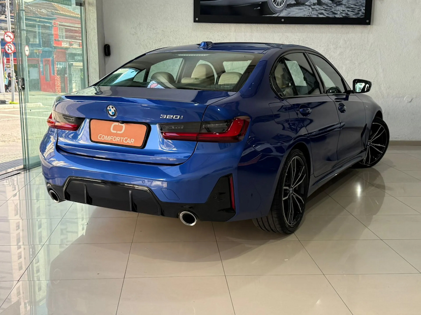 Foto do veículo BMW 320I 2.0 16V TURBO FLEX M SPORT AUTOMÁTICO 2023 70.000 KM 229.900,00