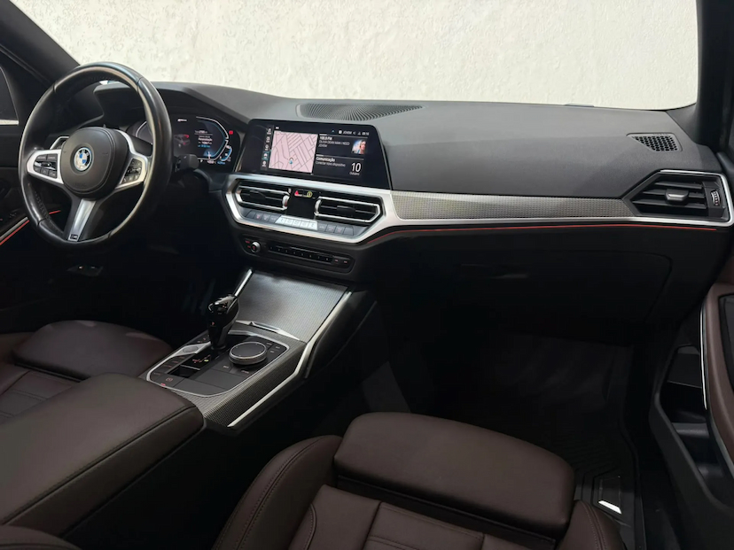 Foto do veículo BMW 330E 2.0 16V TURBO HÍBRIDO M SPORT AUTOMÁTICO 2022 27.500 KM 219.900,00