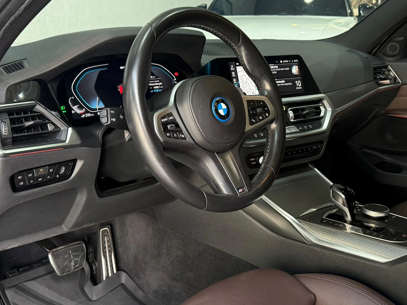 Foto do veículo BMW 330E 2.0 16V TURBO HÍBRIDO M SPORT AUTOMÁTICO 2022 27.500 KM 219.900,00