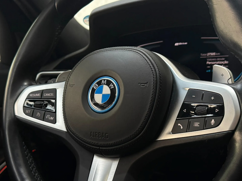 Foto do veículo BMW 330E 2.0 16V TURBO HÍBRIDO M SPORT AUTOMÁTICO 2022 27.500 KM 219.900,00