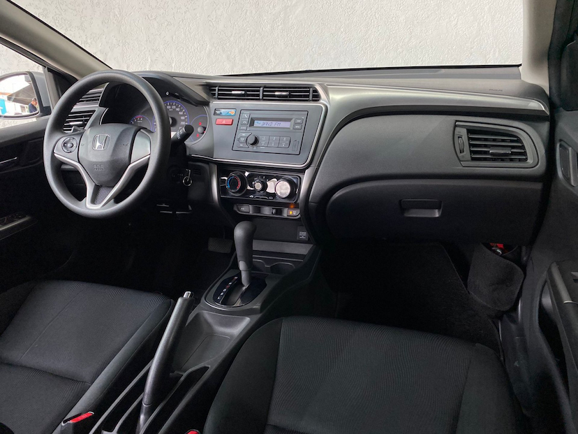 Foto do veículo HONDA CITY 1.5 LX 2016 75.000 KM 69.900,00