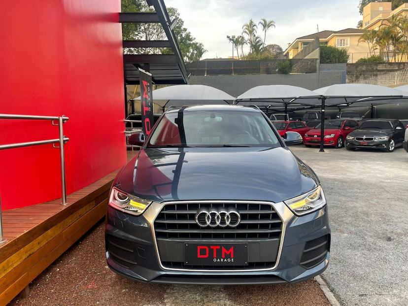Foto do veículo AUDI Q3 1.4 TFSI AMBIENTE GASOLINA S TRONIC 2016 104.976 KM 119.900,00