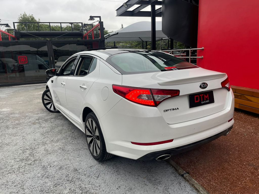 Foto do veículo KIA OPTIMA 2.4 EX 2013 122.375 KM 71.900,00