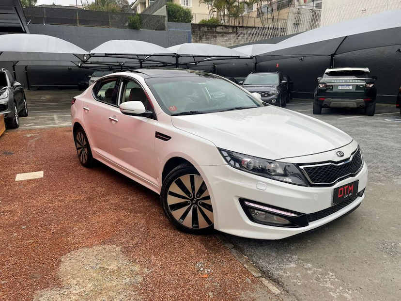 Foto do veículo KIA OPTIMA 2.4 EX 2013 122.375 KM 71.900,00