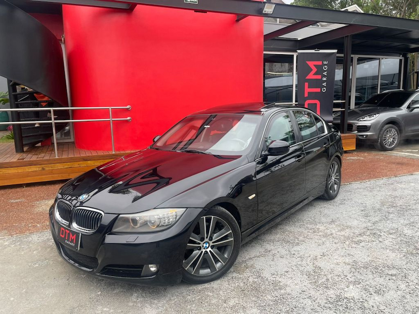 Foto do veículo BMW 325I 2.5 AUTO 2011 116.307 KM 65.900,00