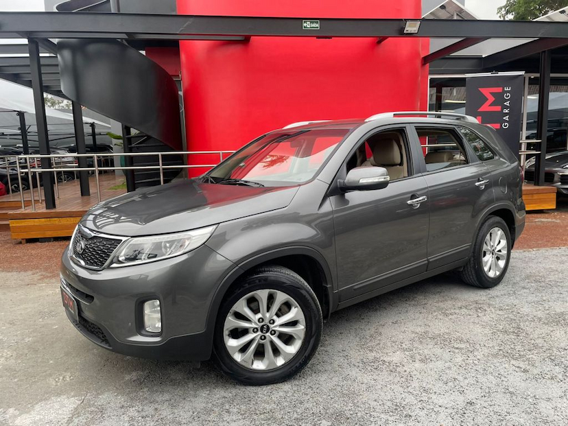 Foto do veículo KIA SORENTO EX 5L 2015 100.700 KM 85.000,00