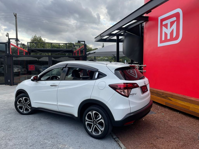 Foto do veículo HONDA HRV TOURING 1.8 FLEX 2018 126.176 KM 106.900,00