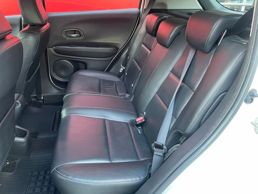 Foto do veículo HONDA HRV TOURING 1.8 FLEX 2018 126.176 KM 106.900,00