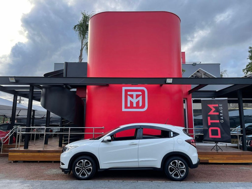 Foto do veículo HONDA HRV TOURING 1.8 FLEX 2018 126.176 KM 106.900,00