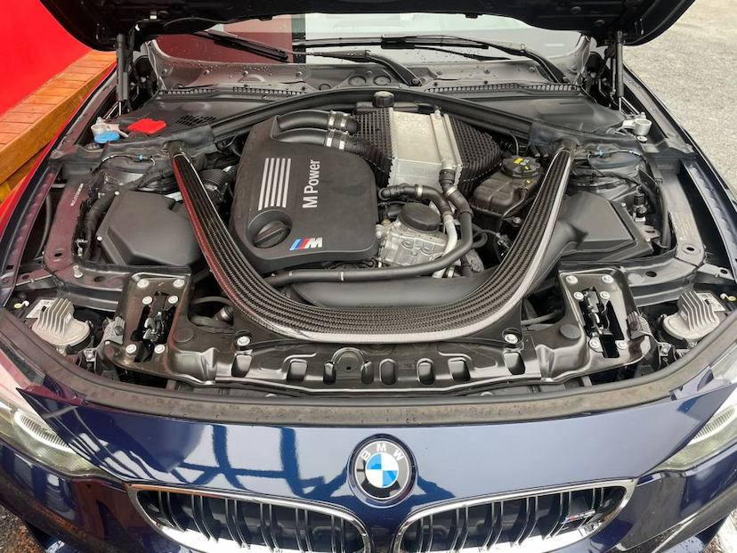 Foto do veículo BMW M3 3.0 I6 GASOLINA SEDAN 2018 21.350 KM 444.900,00
