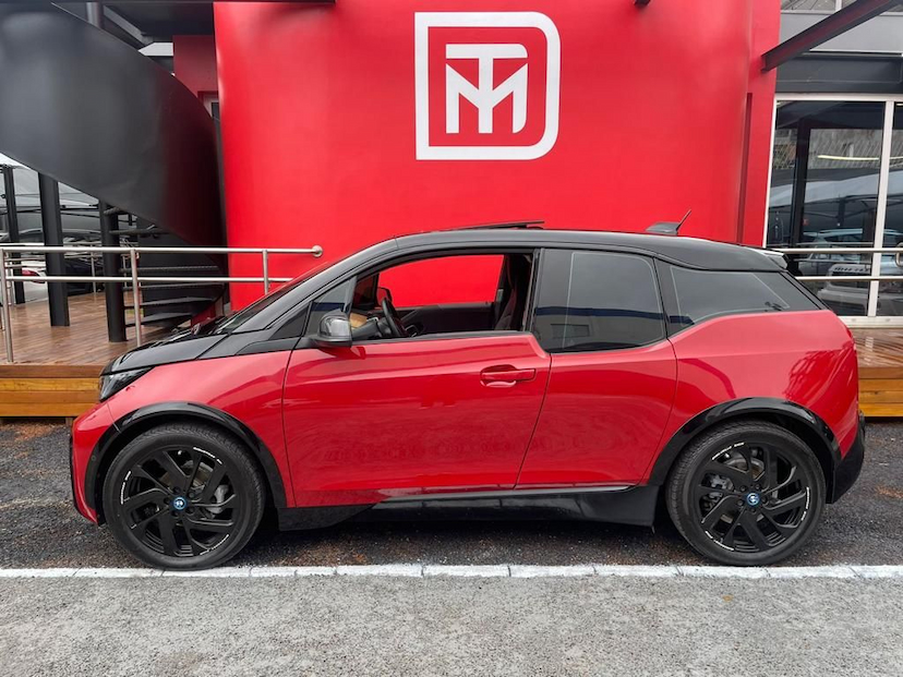Foto do veículo BMW I3 HÍBRIDO REX FULL 2020 87.544 KM 229.900,00