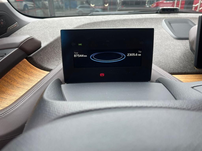 Foto do veículo BMW I3 HÍBRIDO REX FULL 2020 87.544 KM 229.900,00