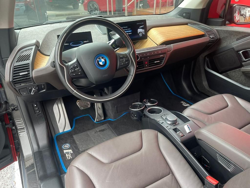 Foto do veículo BMW I3 HÍBRIDO REX FULL 2020 87.544 KM 229.900,00