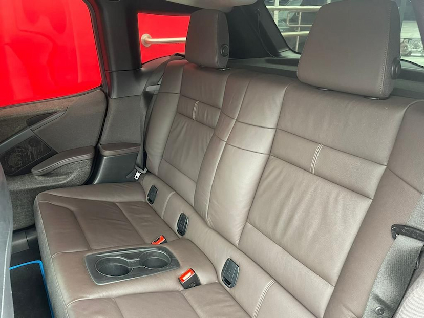 Foto do veículo BMW I3 HÍBRIDO REX FULL 2020 87.544 KM 229.900,00