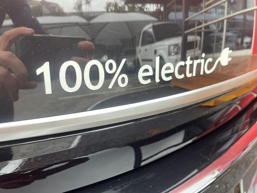 Foto do veículo BMW I3 HÍBRIDO REX FULL 2020 87.544 KM 229.900,00