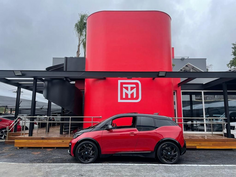 Foto do veículo BMW I3 HÍBRIDO REX FULL 2020 87.544 KM 229.900,00
