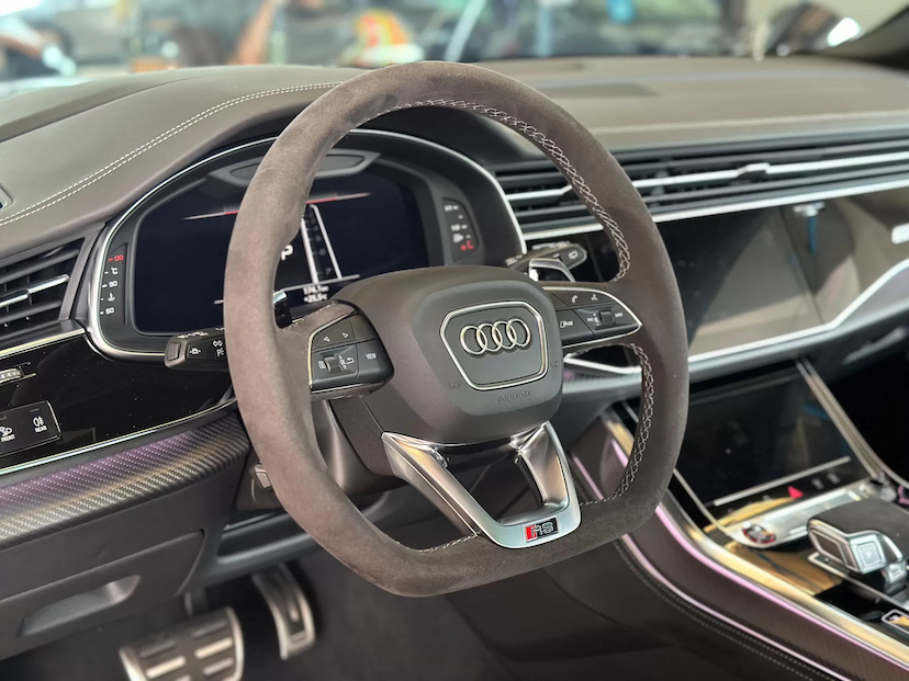Foto do veículo AUDI RS Q8 4.0 V8 TWINTURBO MHEV TIPTRONIC 2023 1.850 KM 1.099.000,00