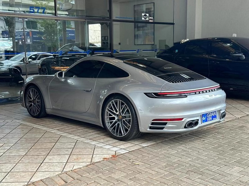 Foto do veículo PORSCHE 911 3.0 24V H6 GASOLINA CARRERA PDK 2024 1.710 KM 915.000,00