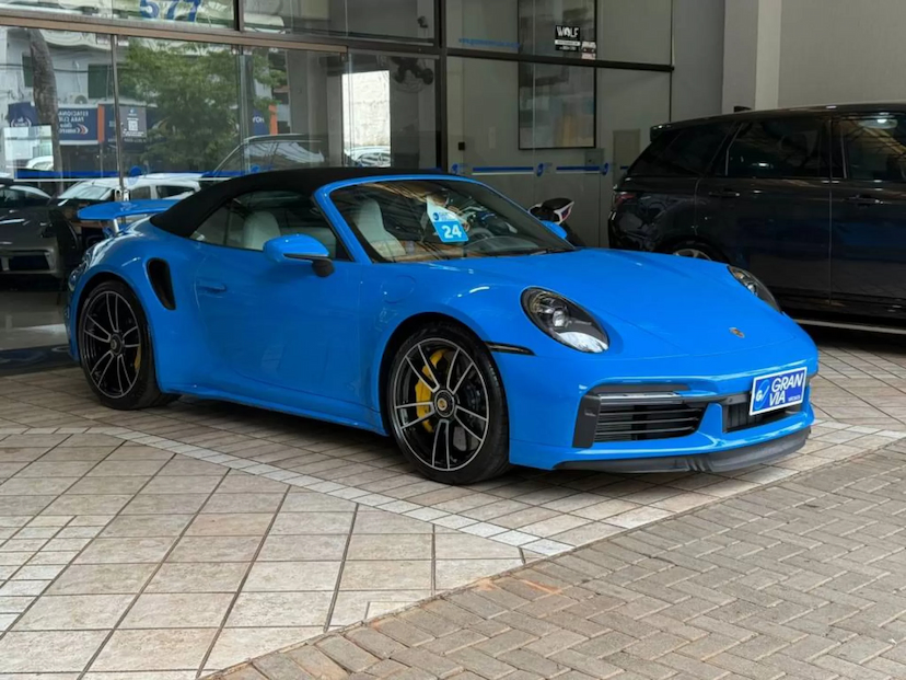 Foto do veículo PORSCHE 911 3.8 24V H6 GASOLINA TURBO S CABRIOLET PDK 2024 3.994 KM 1.710.000,00