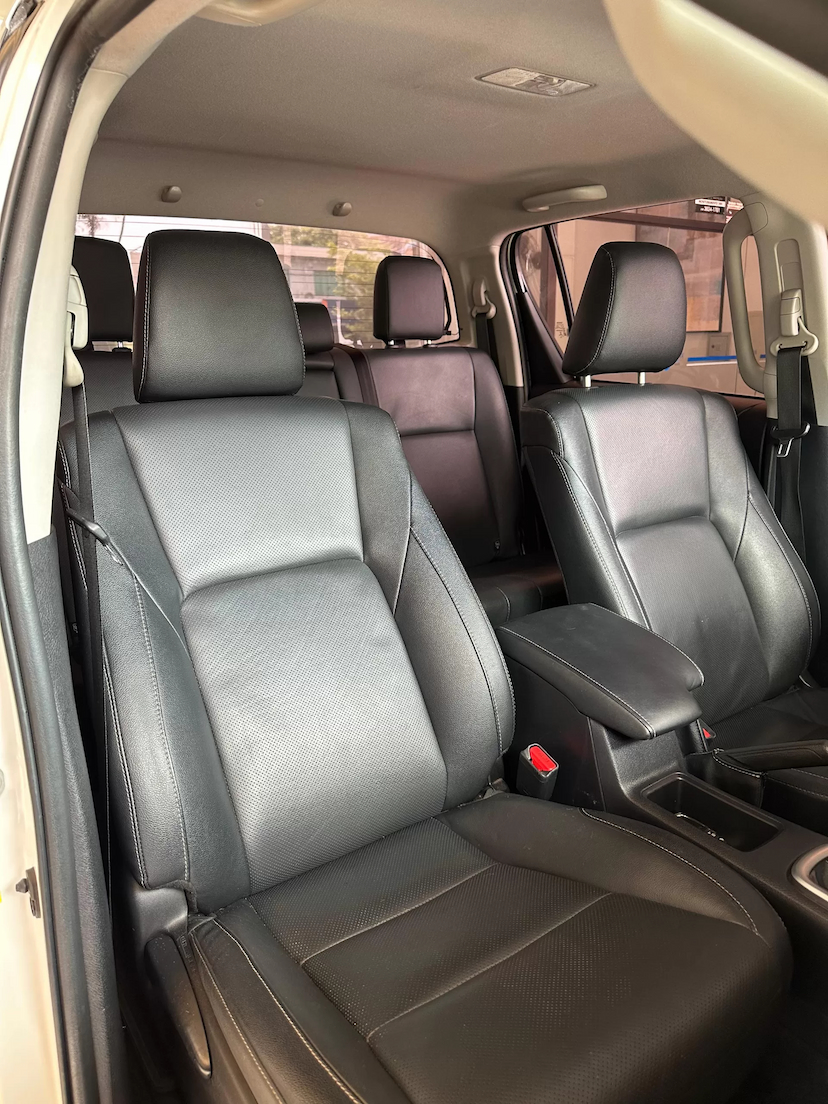 Foto do veículo TOYOTA HILUX 2.8 D-4D TURBO DIESEL CD SRX 4X4 AUTOMÁTICO 2021 73.920 KM 235.000,00