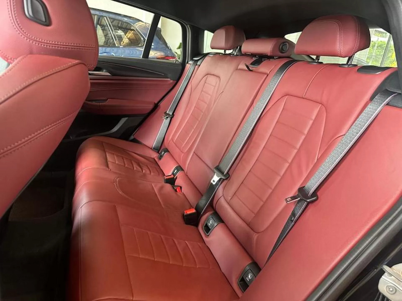 Foto do veículo BMW X4 2.0 16V GASOLINA XDRIVE30I M SPORT STEPTRONIC 2023 19.833 KM 385.000,00