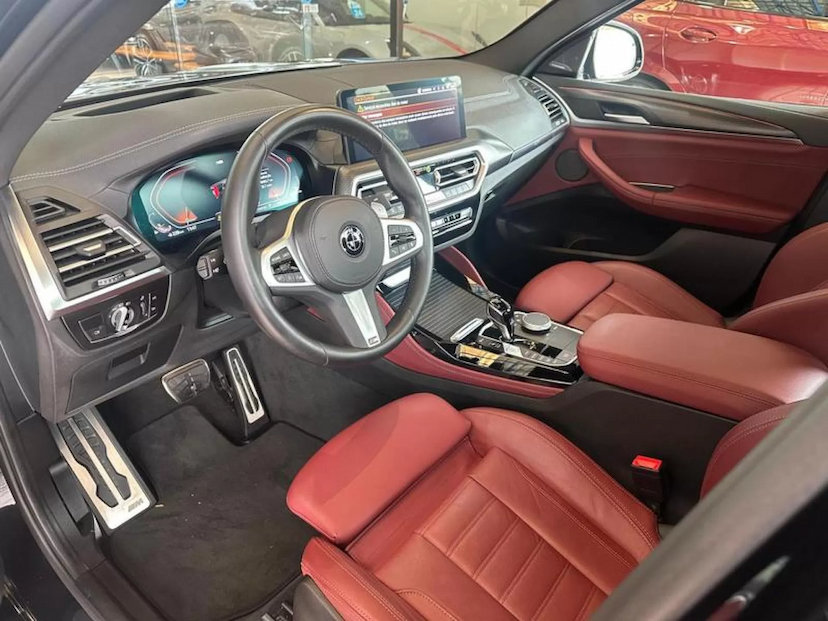 Foto do veículo BMW X4 2.0 16V GASOLINA XDRIVE30I M SPORT STEPTRONIC 2023 19.833 KM 385.000,00