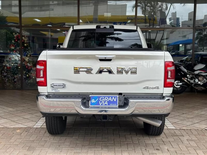 Foto do veículo RAM 3500 6.7 I6 TURBO DIESEL LIMITED LONGHORN CD 4X4  AUTOMÁTICO 2022 706 KM 465.000,00