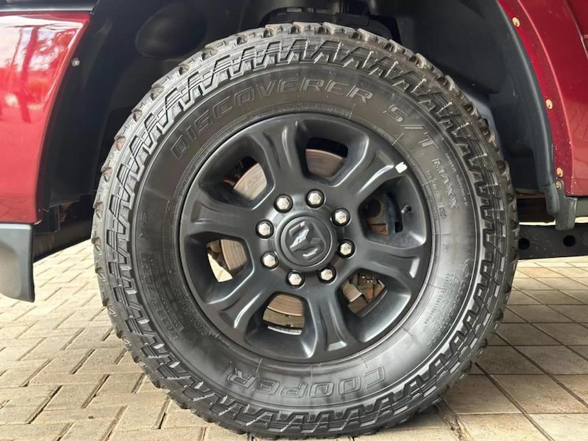 Foto do veículo RAM 2500 6.7 I6 TURBO DIESEL NIGHT EDITION CD 4X4  AUTOMÁTICO 2021 106.685 KM 319.000,00