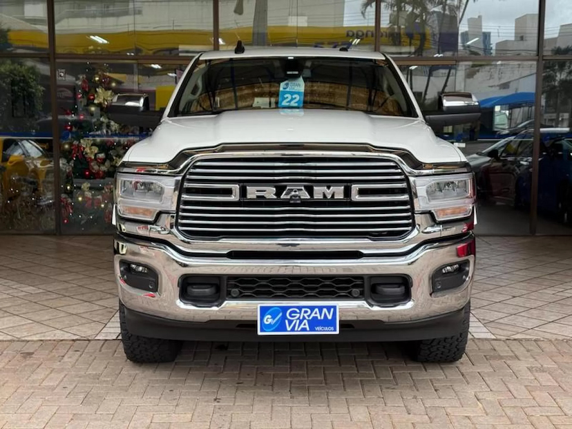 Foto do veículo RAM 3500 6.7 I6 TURBO DIESEL LARAMIE CD 4X4 AUTOMÁTICO 2022 28.540 KM 359.000,00